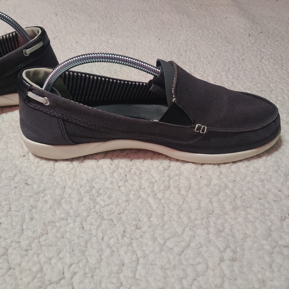 CROCS women's gray loafer size 9 - Picture 3 of 9